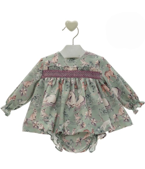 Jesusito verde con ciervos...