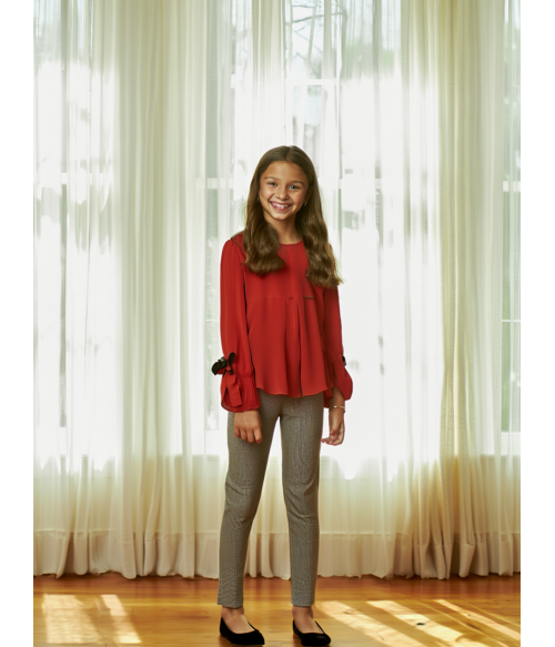 Conjunto blusa roja y...