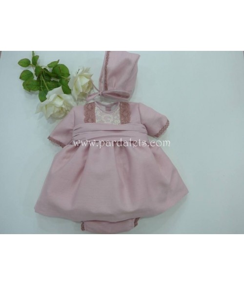 Jesusito de seda rosa empolvado con capota