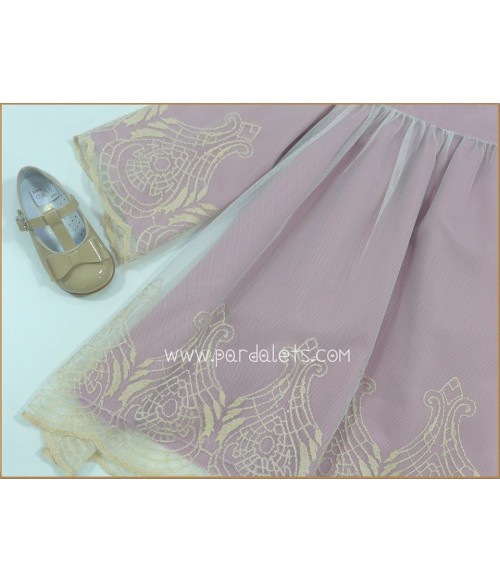 Vestdio rosa empolvado y tul bordado dorado